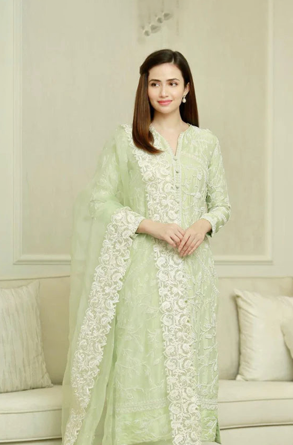 BAREEZE - 3PC LAWN HEAVY EMBROIDERED JA-03